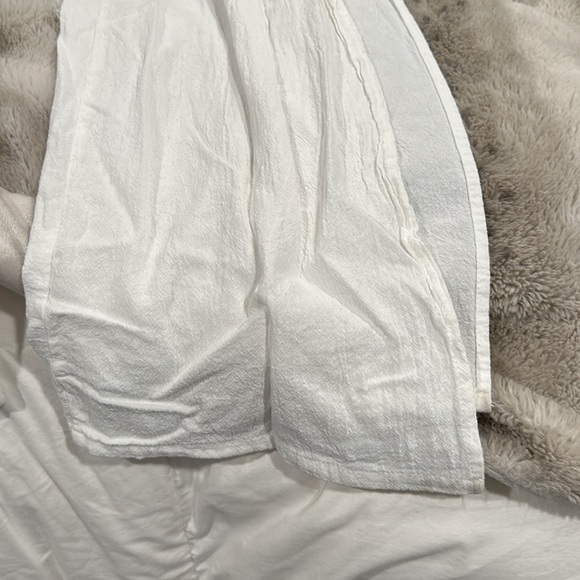 Two piece set - Picture 3 of 8